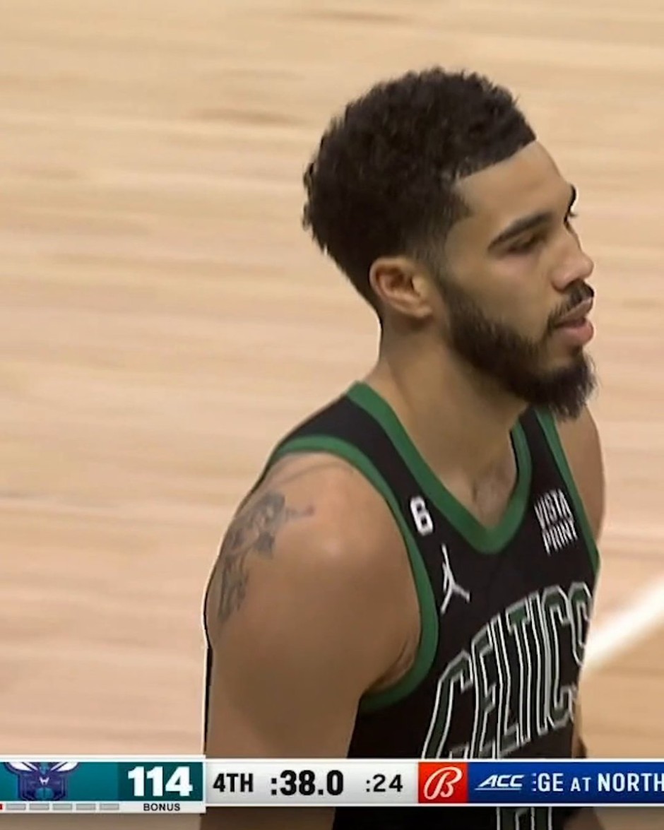 色的战术执 色的战术执