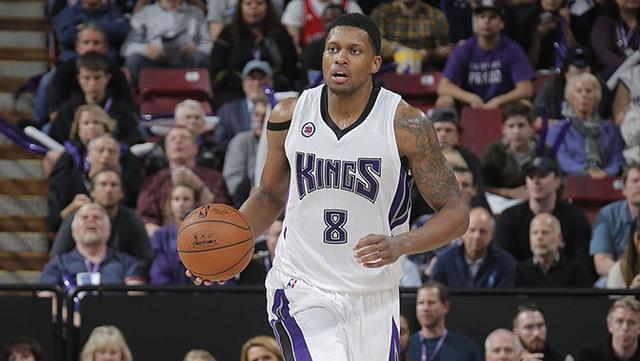 在攻防两端 在攻防两端