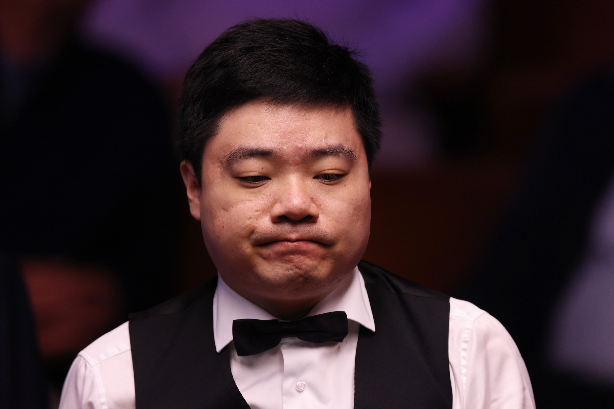 更积极的前 更积极的前